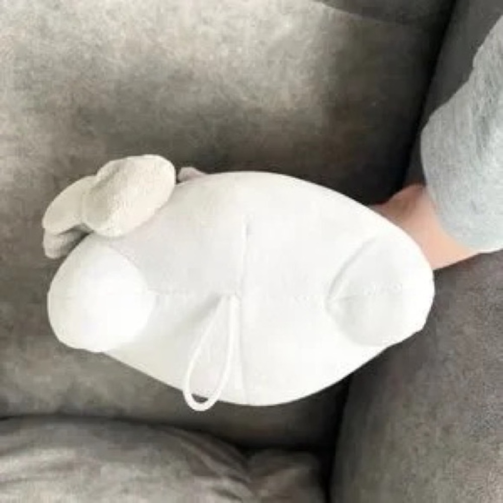 Hello Kitty White Plush Doll with Bow - Picture 6 of 6